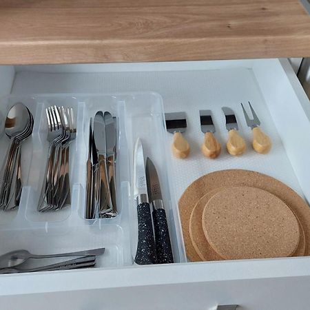 Mina Modern & Cozy Apartment Main City Square Gtc סקופיה מראה חיצוני תמונה