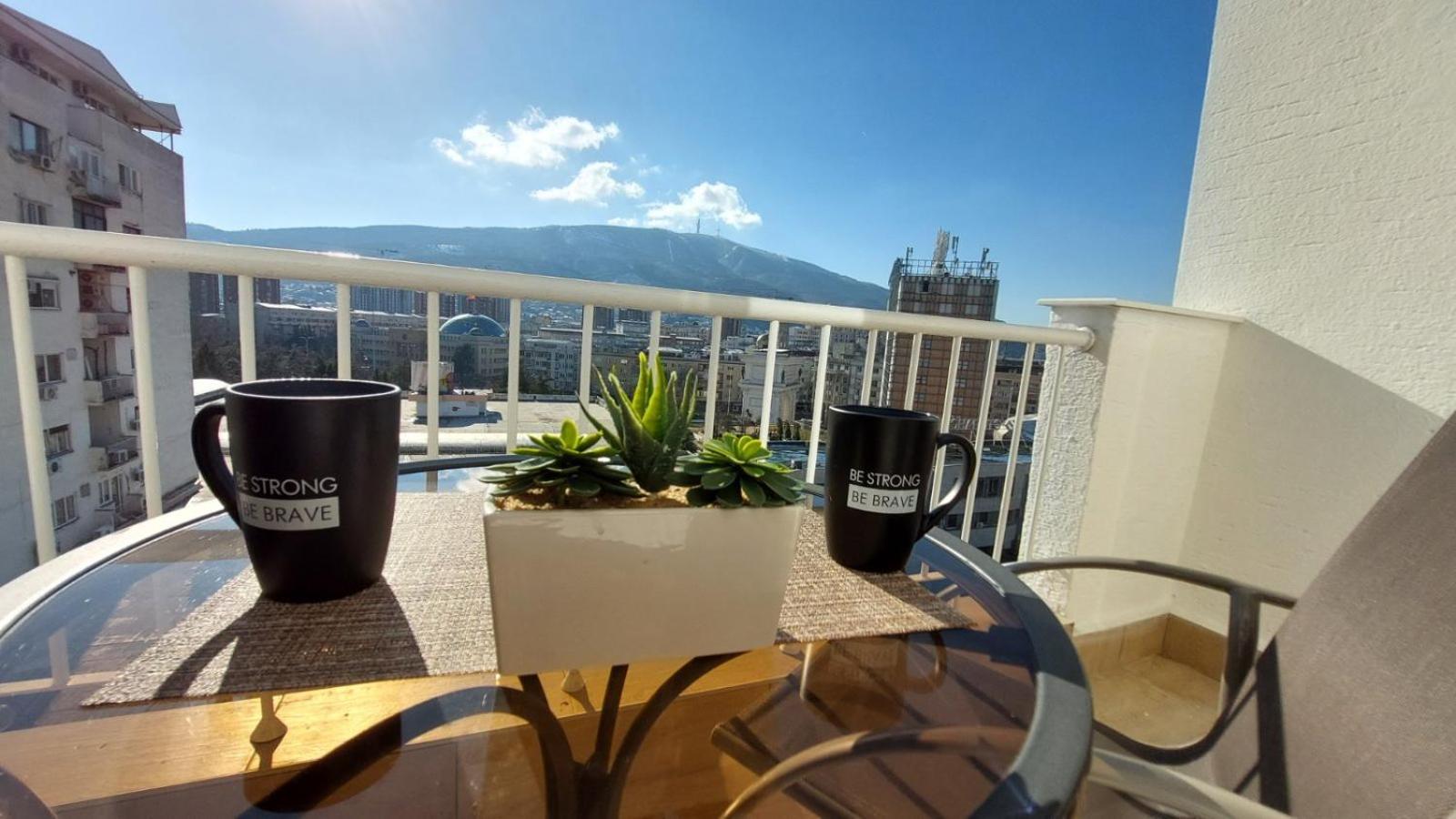 Mina Modern & Cozy Apartment Main City Square Gtc סקופיה מראה חיצוני תמונה