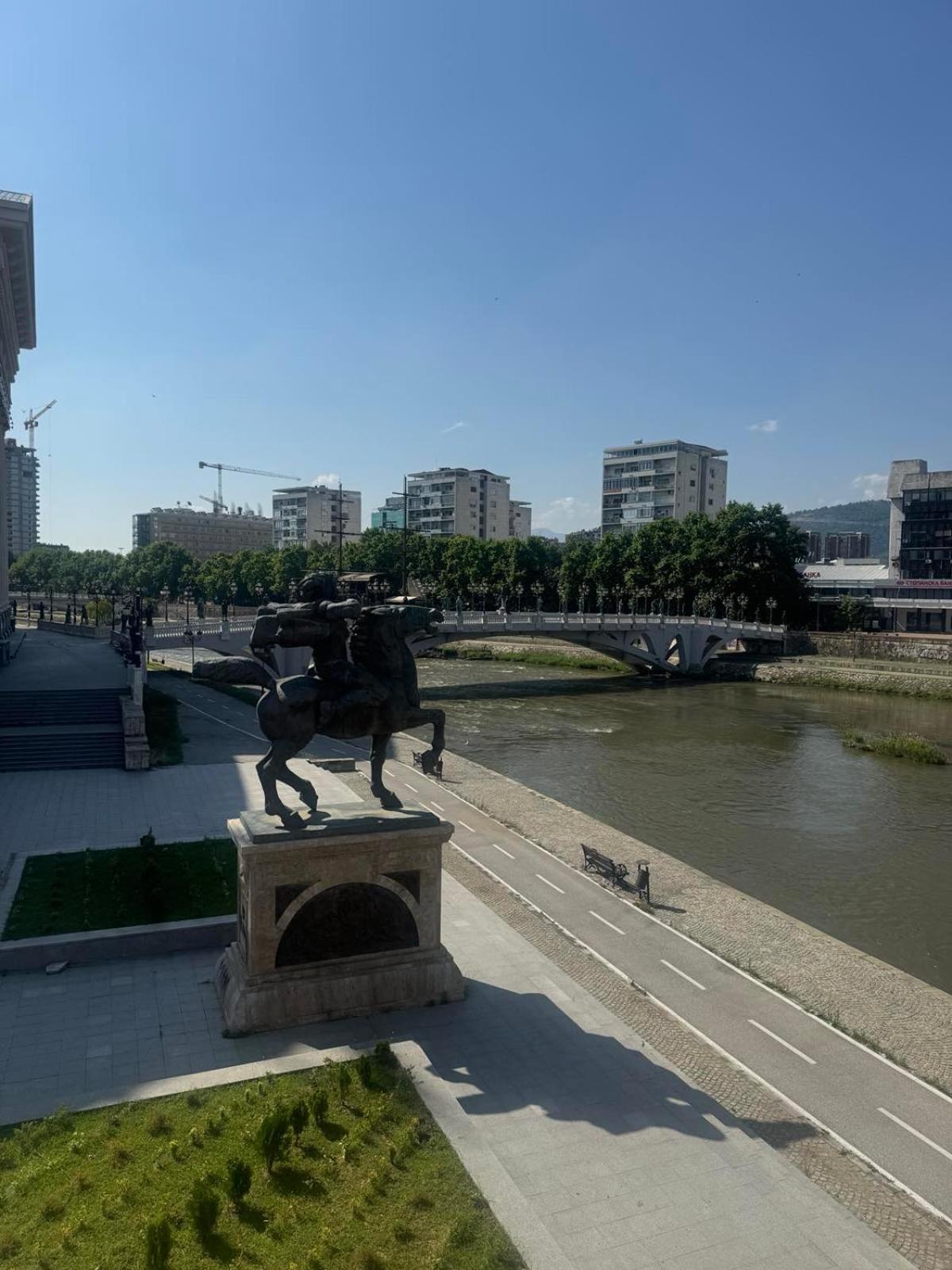 Mina Modern & Cozy Apartment Main City Square Gtc סקופיה מראה חיצוני תמונה